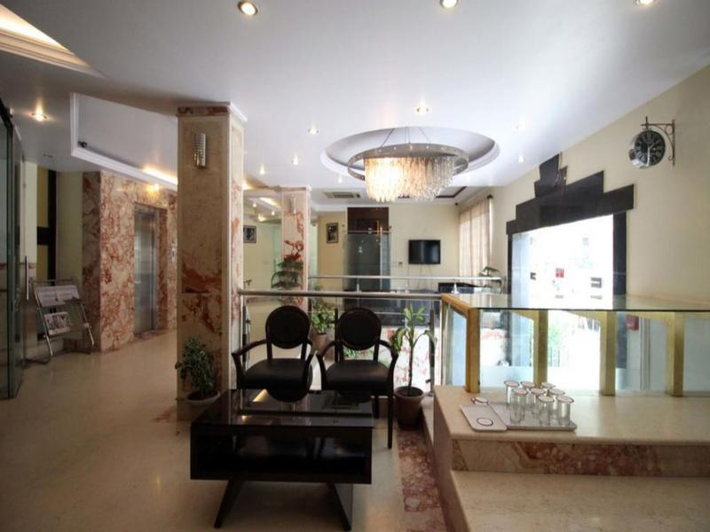 Fabhotel Marble Arch Karol Bagh Delhi  Bagian luar foto