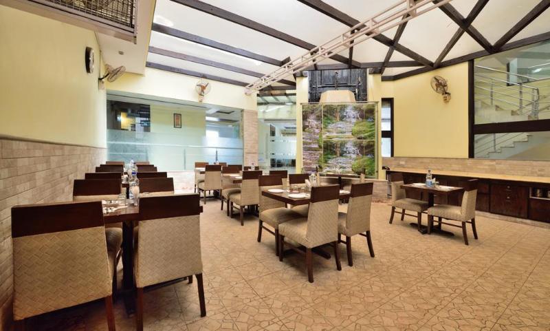 Fabhotel Marble Arch Karol Bagh Delhi  Bagian luar foto