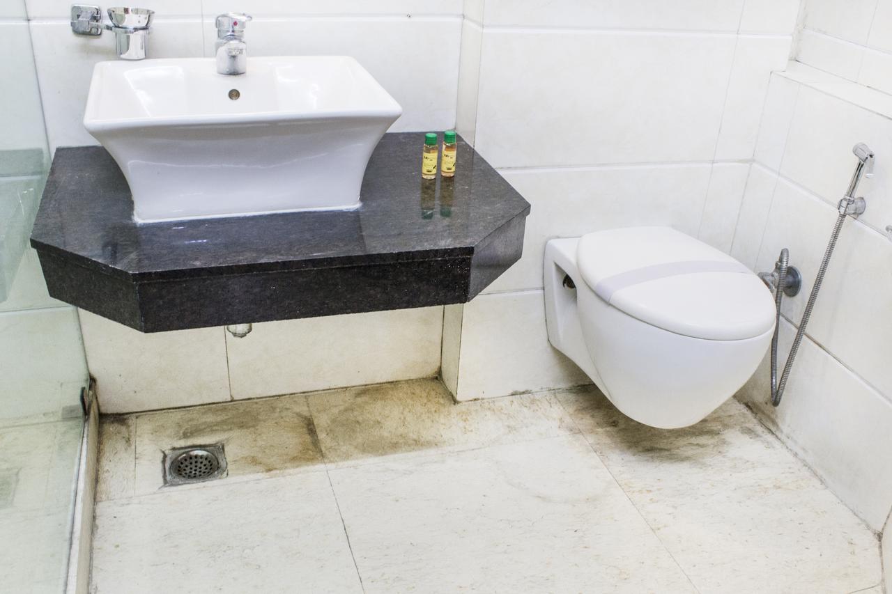 Fabhotel Marble Arch Karol Bagh Delhi  Bagian luar foto