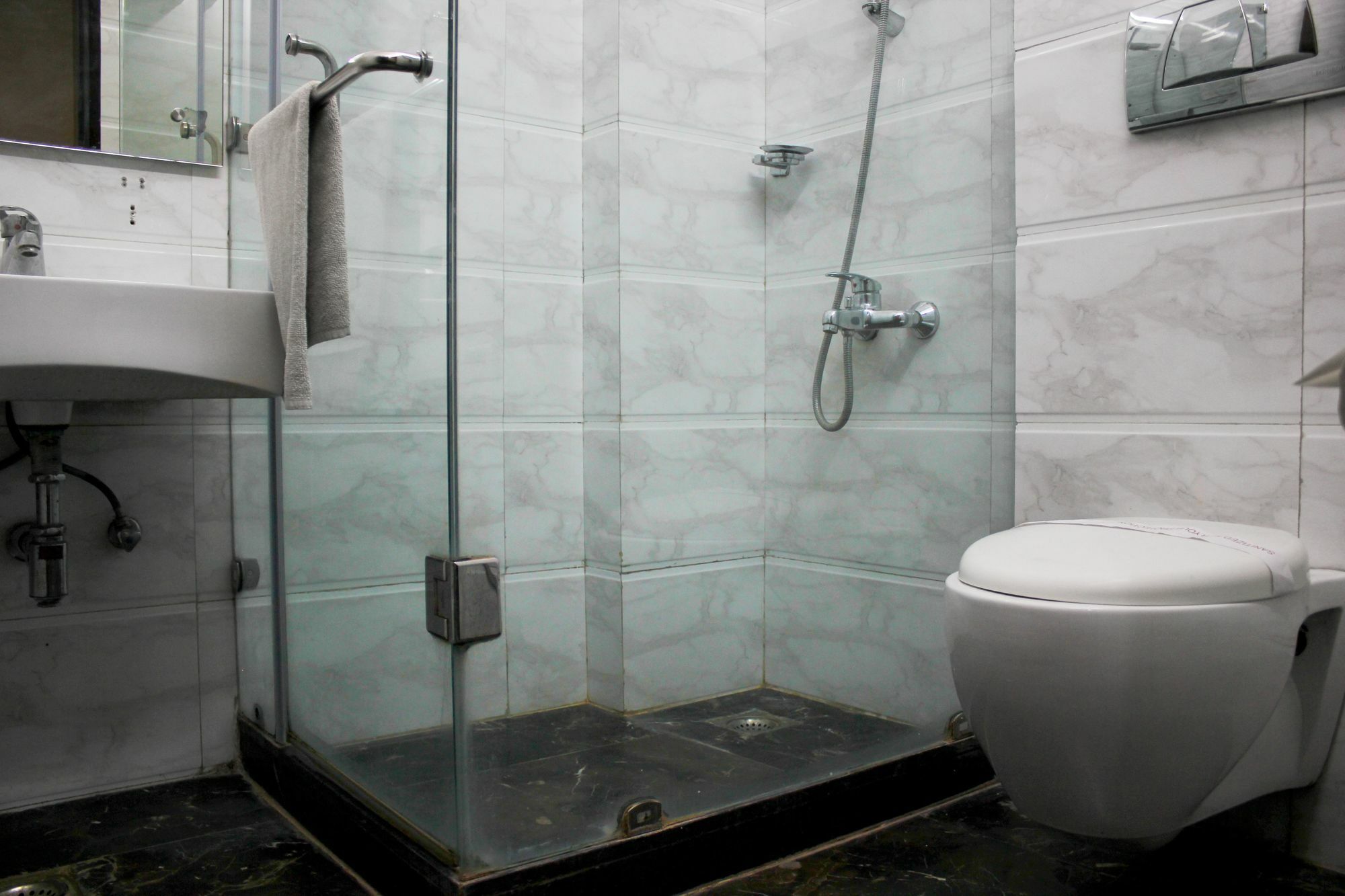 Fabhotel Marble Arch Karol Bagh Delhi  Bagian luar foto